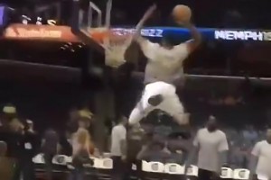 简直不要太炸裂！这TM是属于人类的弹跳？😱